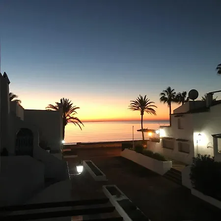 Gaviotas Castillo de Sabinillas